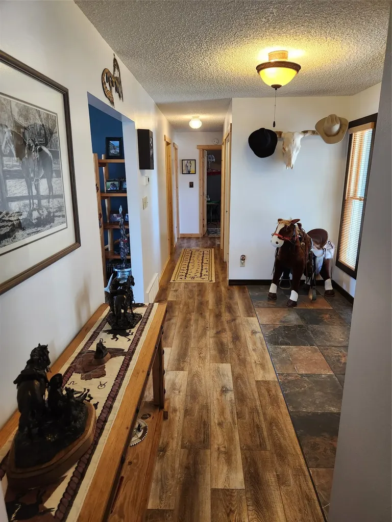 302 9th Avenue SE Cut Bank MT 59427