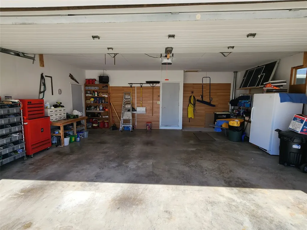 302 9th Avenue SE Cut Bank MT 59427