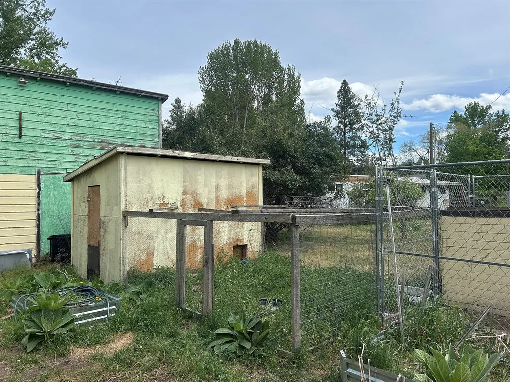 202 S Water Street Darby MT 59829