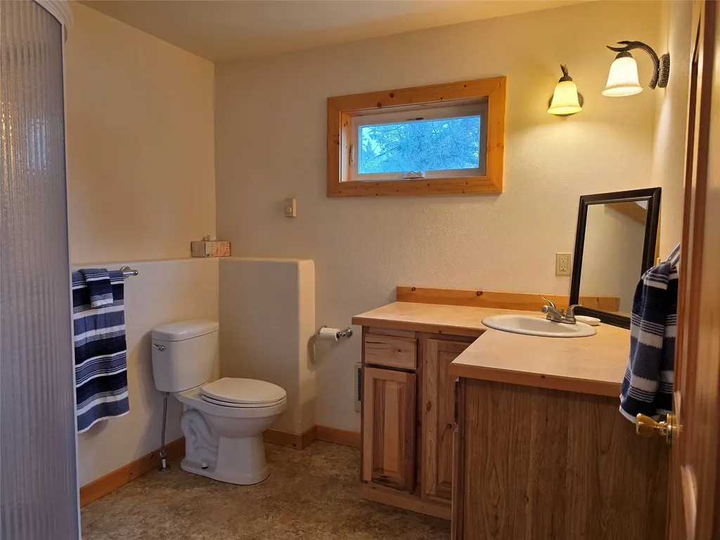 27988 E Matterhorn Road Polson MT 59860