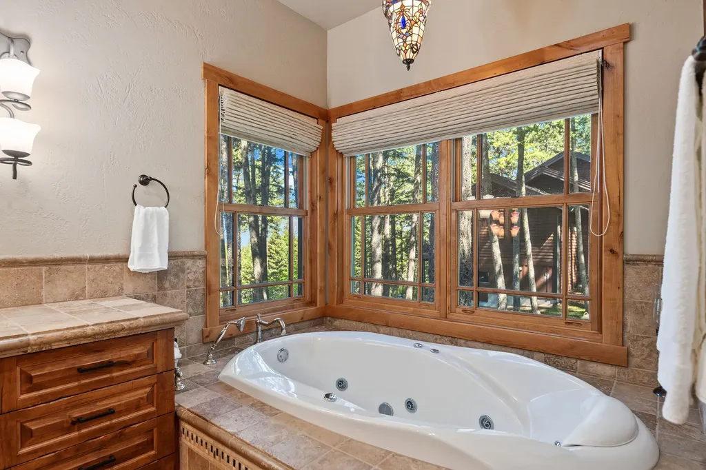 599 Pommel Drive Bigfork MT 59911