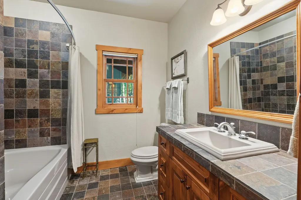 599 Pommel Drive Bigfork MT 59911