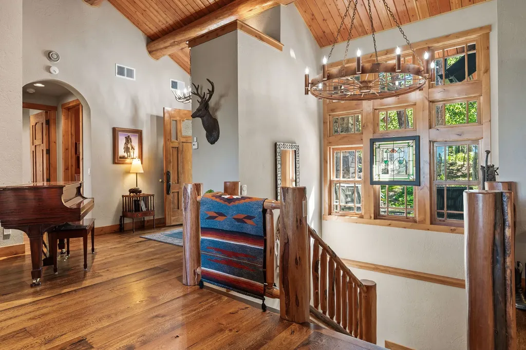 599 Pommel Drive Bigfork MT 59911