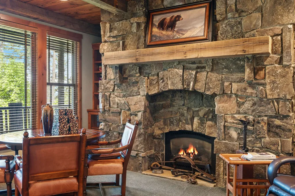 599 Pommel Drive Bigfork MT 59911