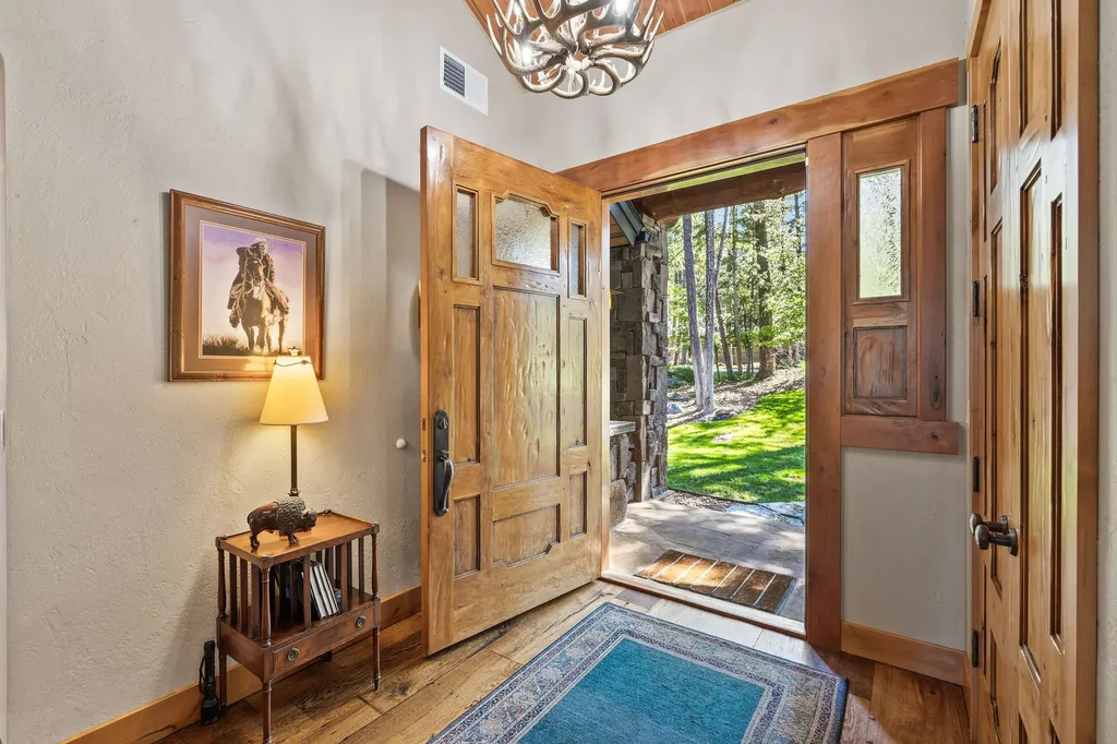 599 Pommel Drive Bigfork MT 59911