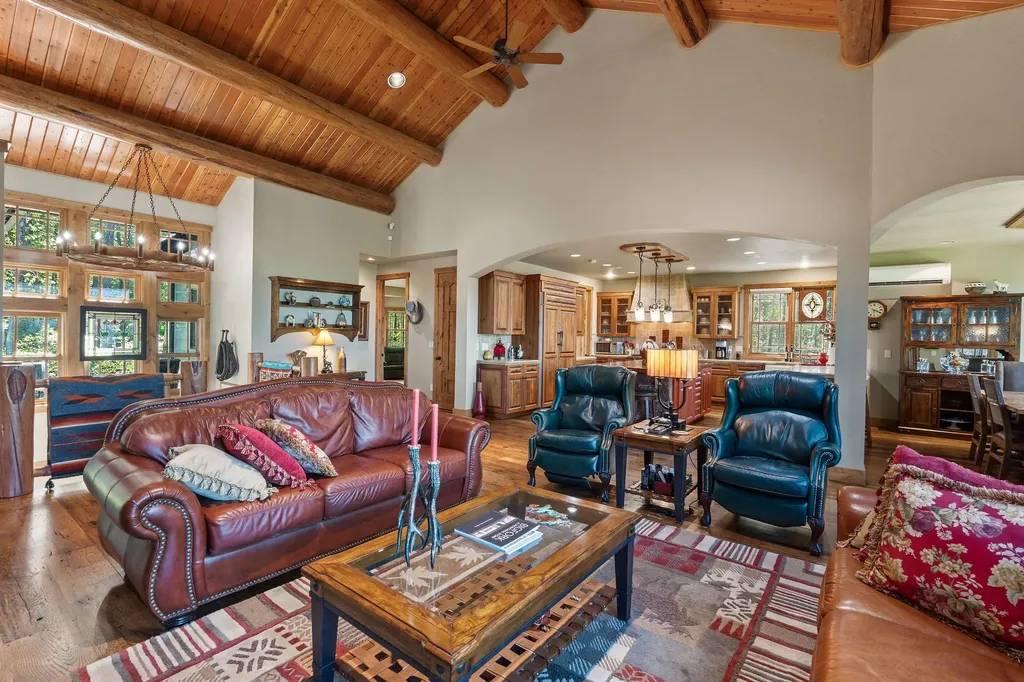 599 Pommel Drive Bigfork MT 59911