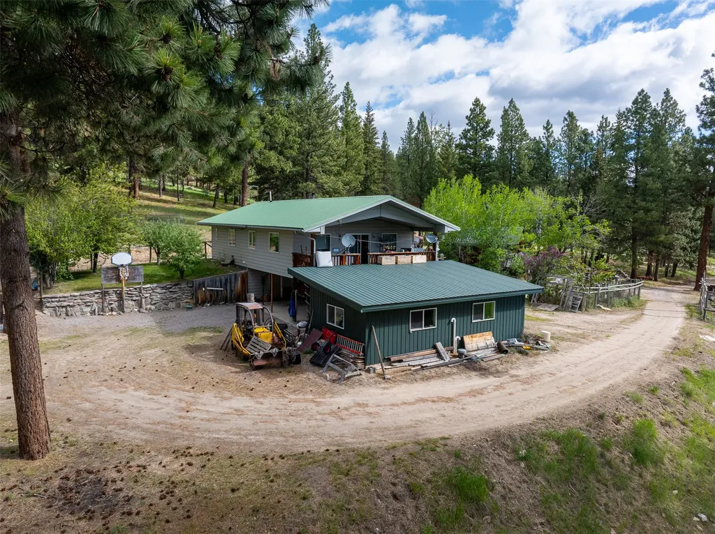 2949 Camp 4 Road Darby MT 59829