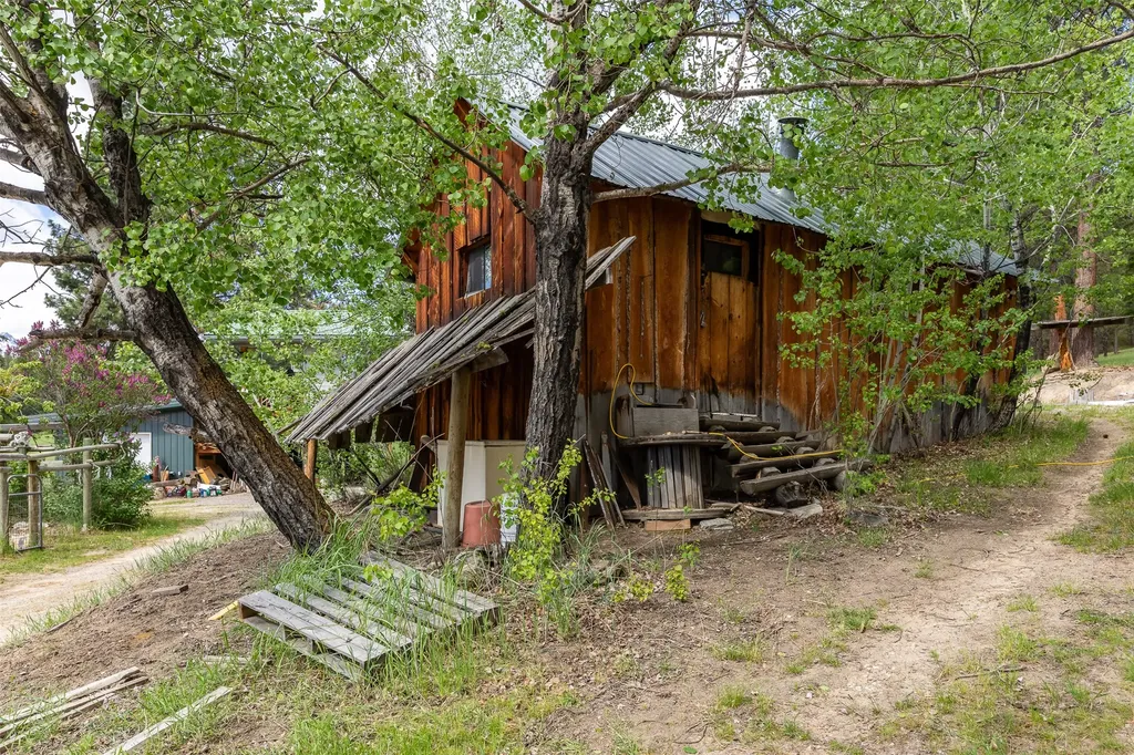 2949 Camp 4 Road Darby MT 59829