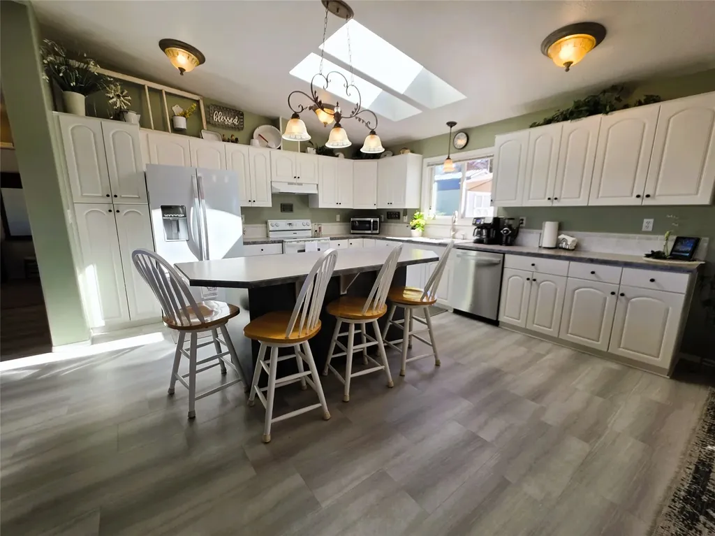 303 12th Avenue NE Choteau MT 59422