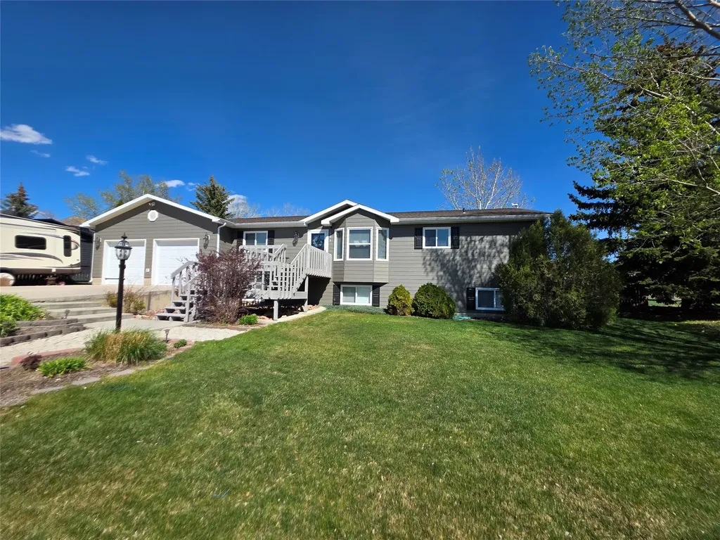 303 12th Avenue NE Choteau MT 59422