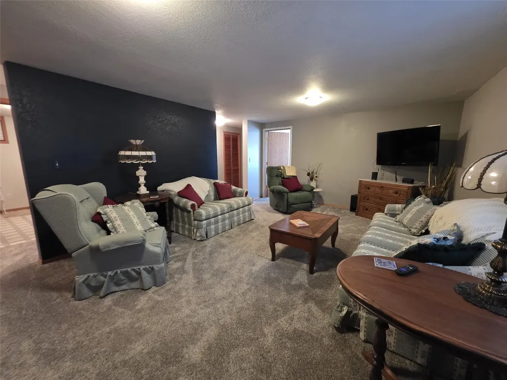 303 12th Avenue NE Choteau MT 59422