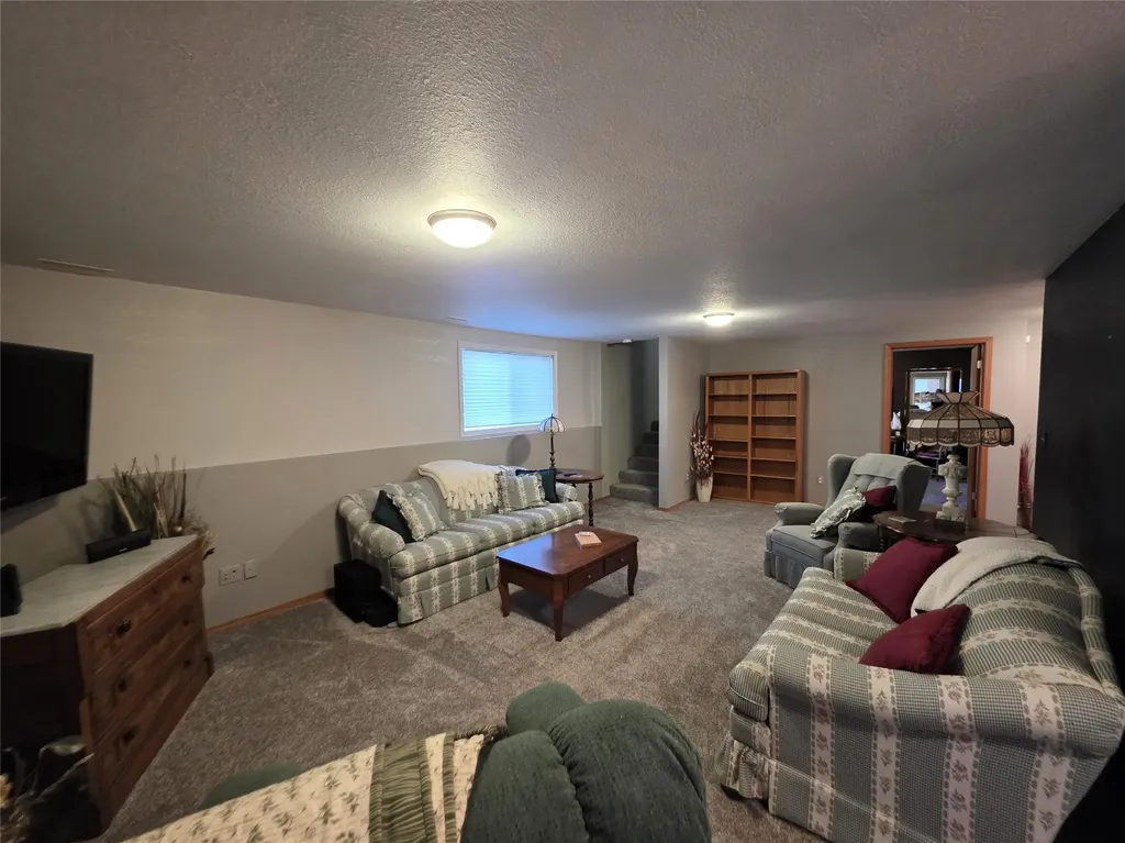 303 12th Avenue NE Choteau MT 59422