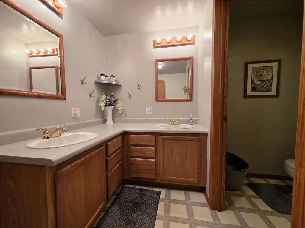 303 12th Avenue NE Choteau MT 59422