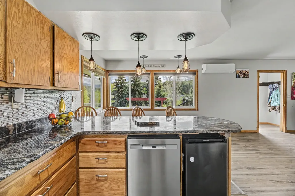 24 Wendell Lane Clancy MT 59634
