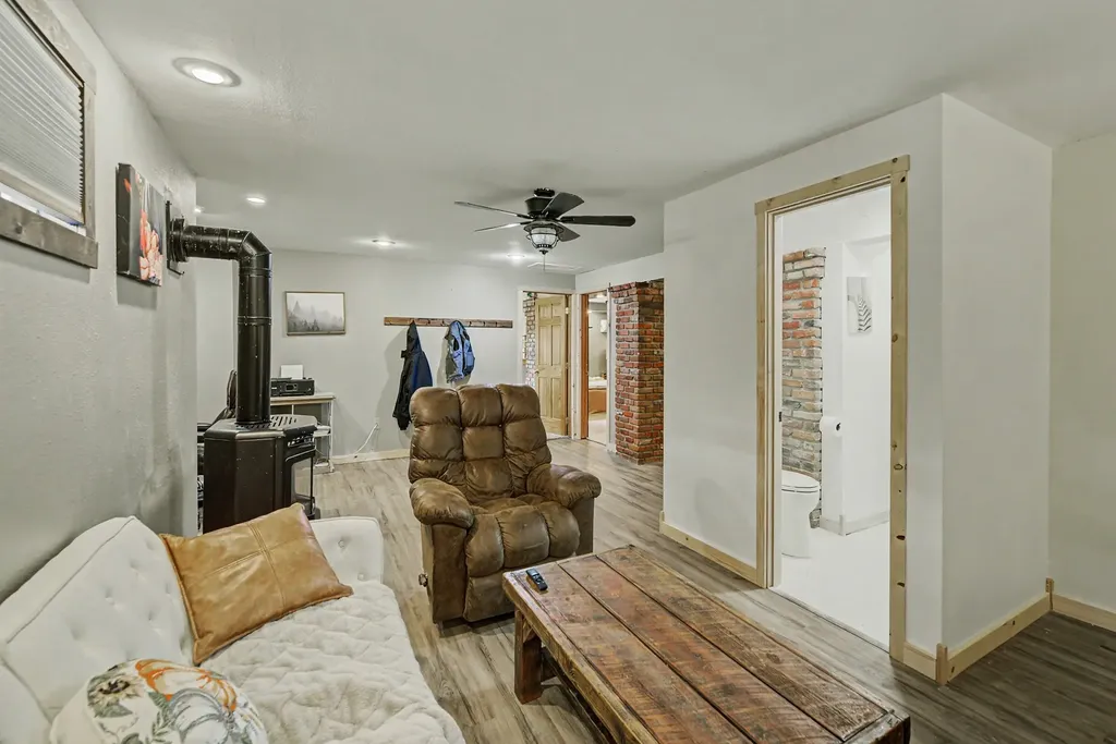 24 Wendell Lane Clancy MT 59634
