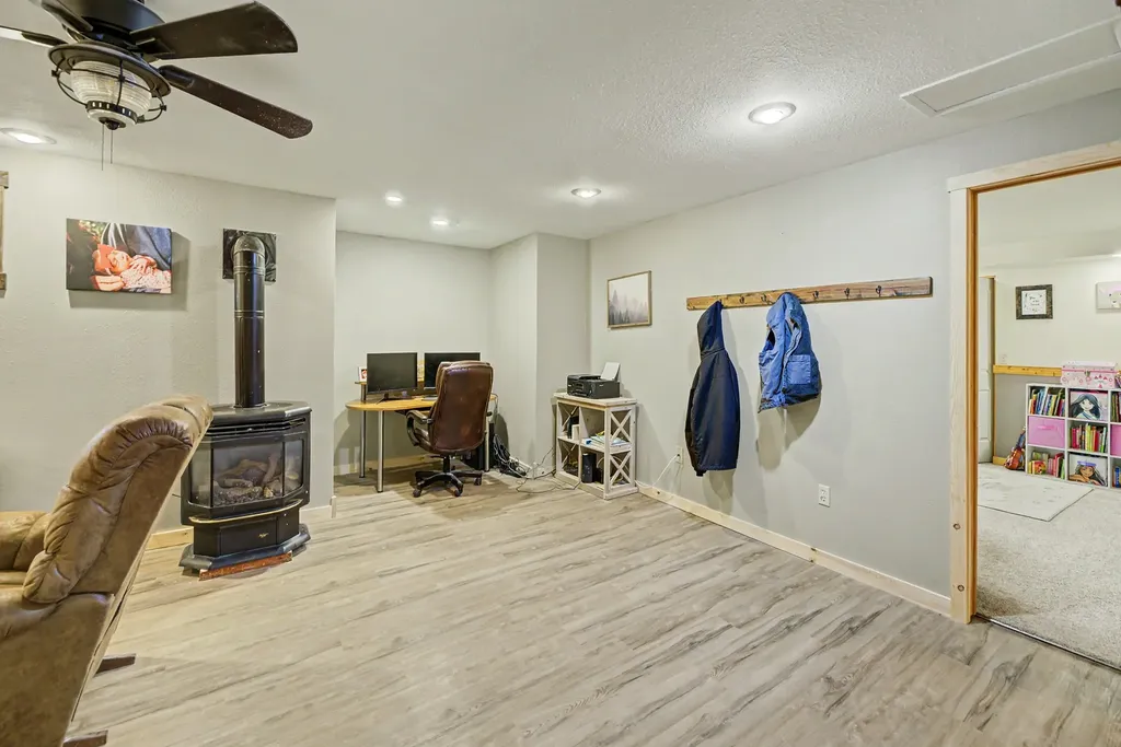 24 Wendell Lane Clancy MT 59634