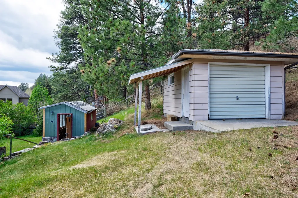 24 Wendell Lane Clancy MT 59634