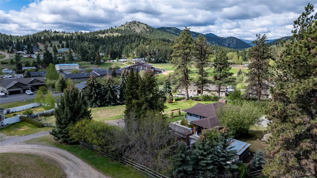 24 Wendell Lane Clancy MT 59634
