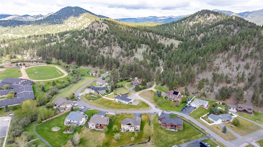 24 Wendell Lane Clancy MT 59634
