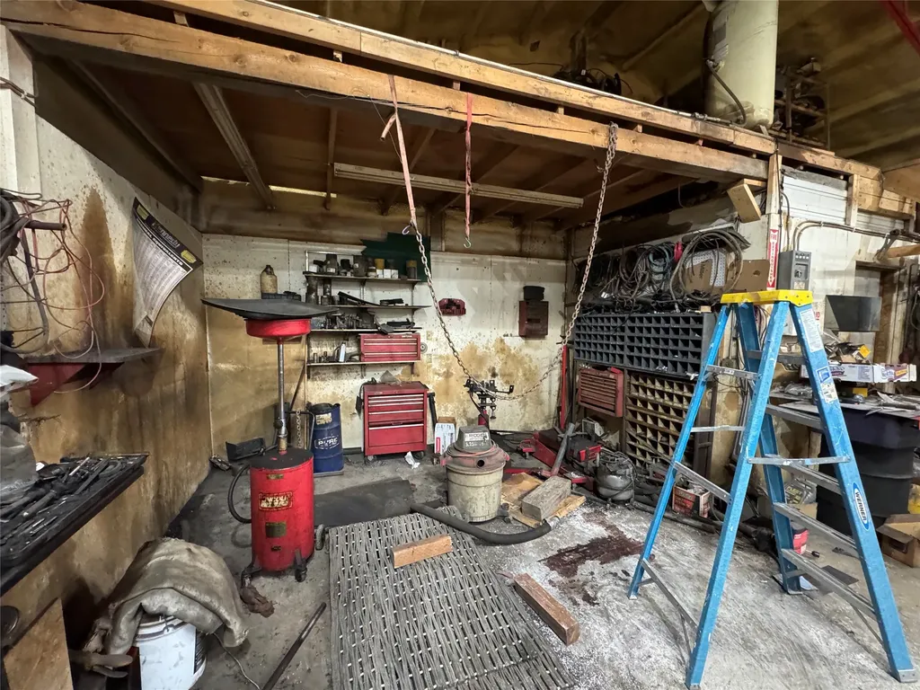 401 Sixth Avenue SW White Sulphur Springs MT 59645