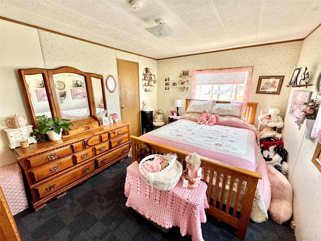 401 Sixth Avenue SW White Sulphur Springs MT 59645