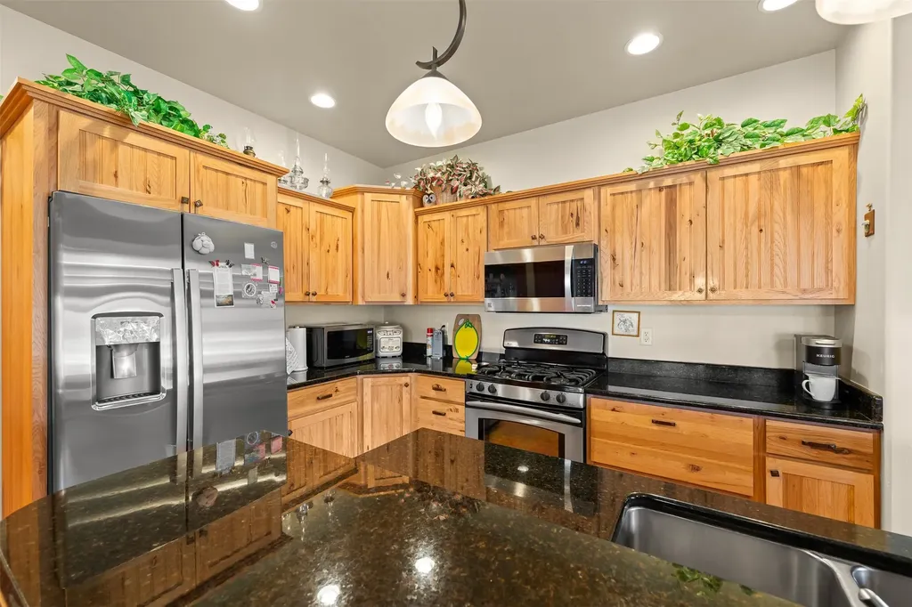 24 Lone Pine Trail Hamilton MT 59840