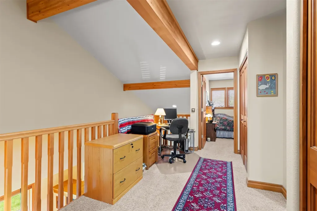 24 Lone Pine Trail Hamilton MT 59840