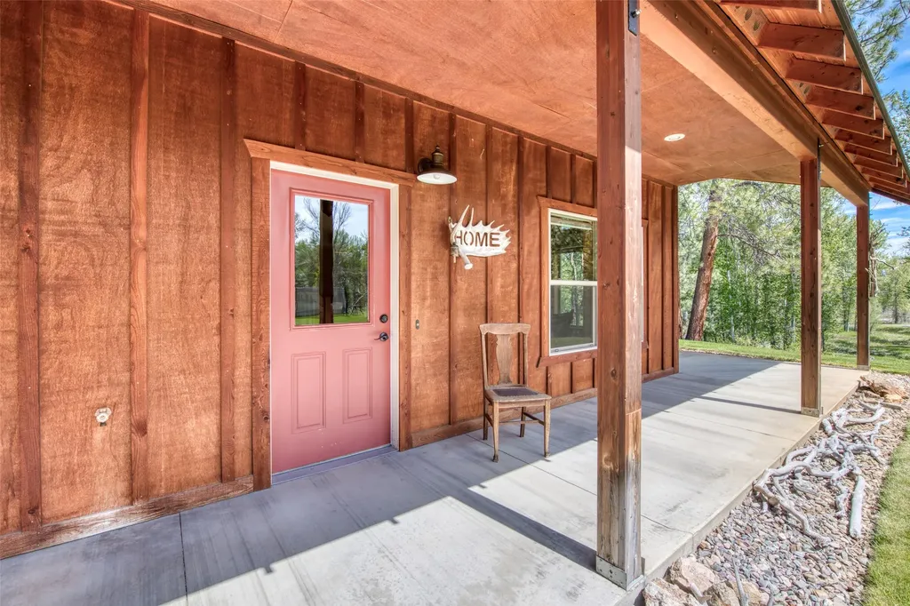 182 Mountain View Drive Victor MT 59875