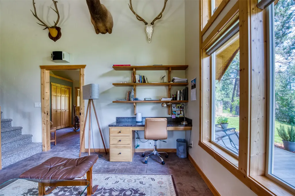 182 Mountain View Drive Victor MT 59875