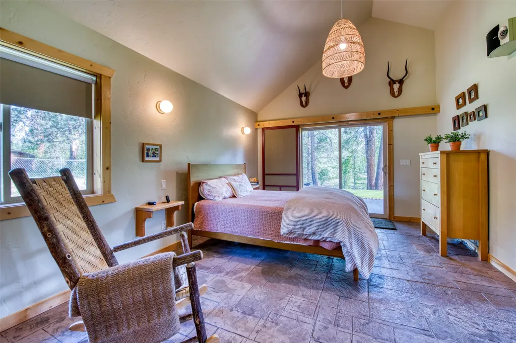 182 Mountain View Drive Victor MT 59875