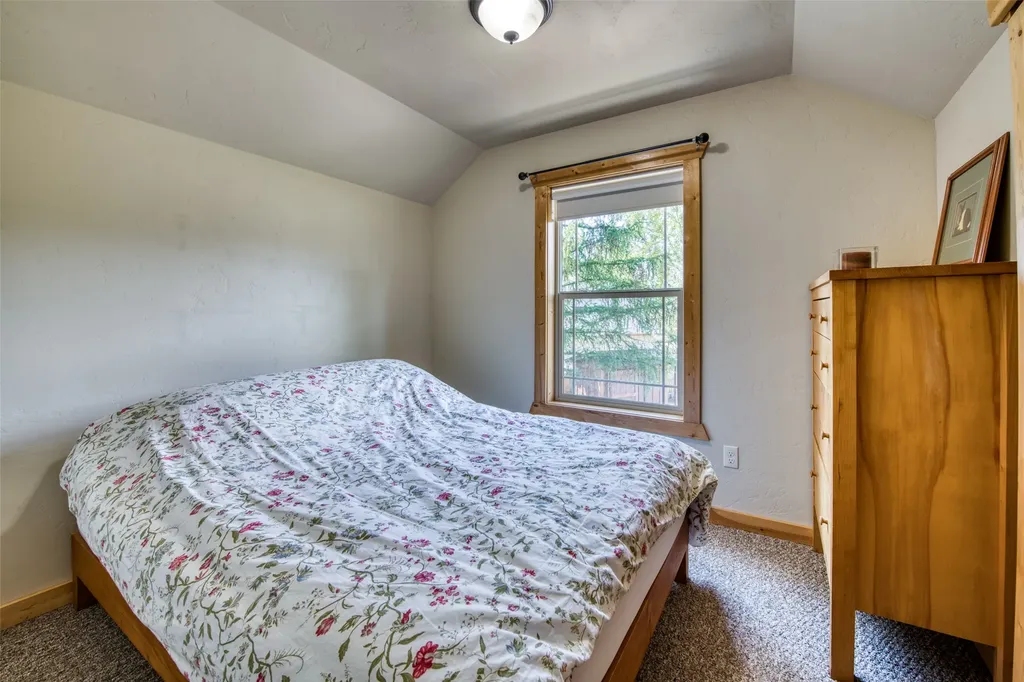 182 Mountain View Drive Victor MT 59875