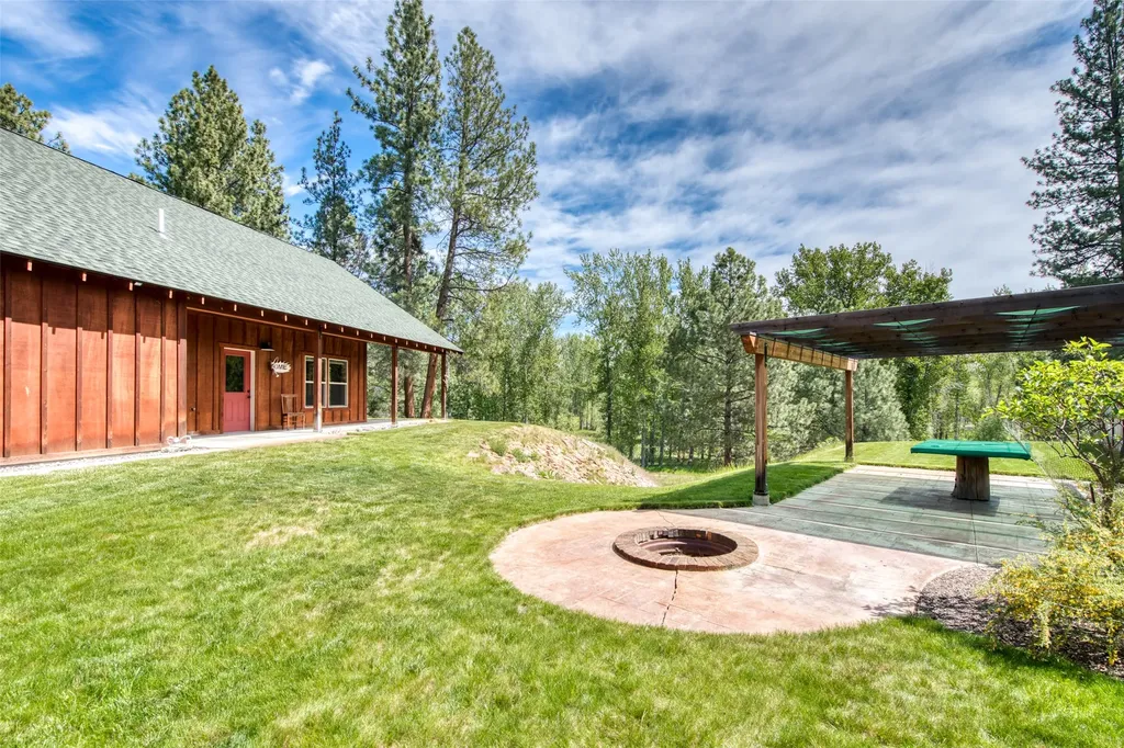 182 Mountain View Drive Victor MT 59875
