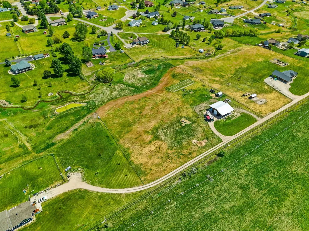 669 Farm Way Corvallis MT 59828