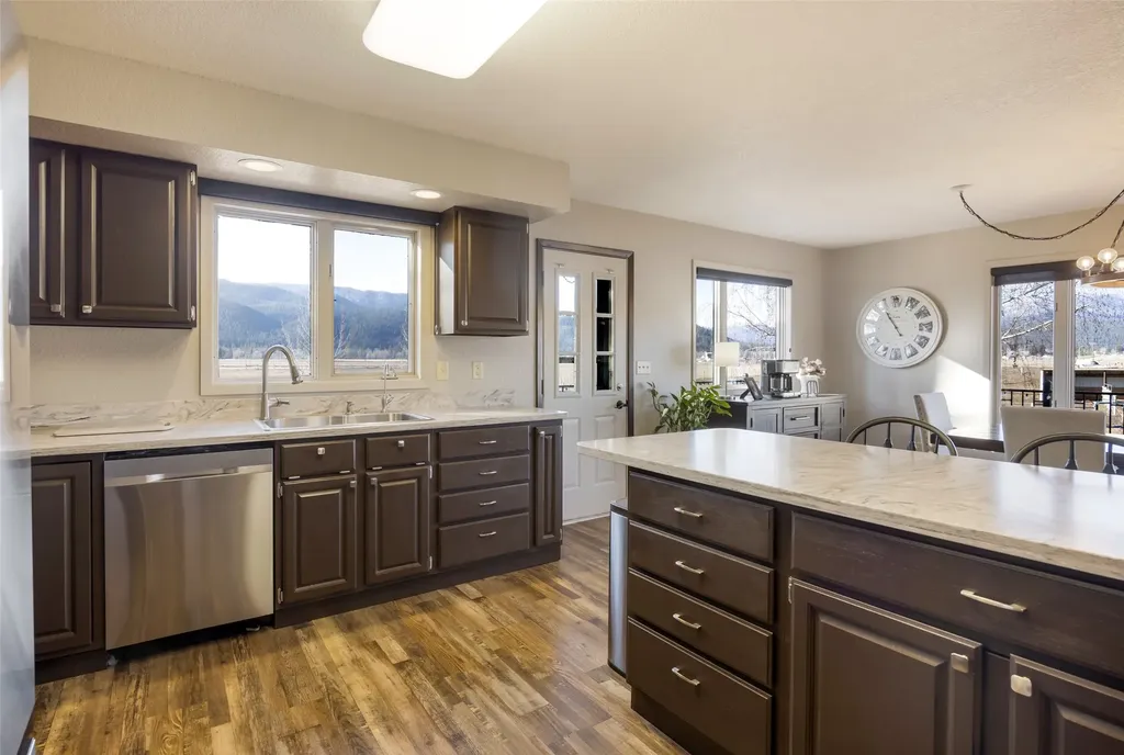 16775 Scheffer Lane Frenchtown MT 59834