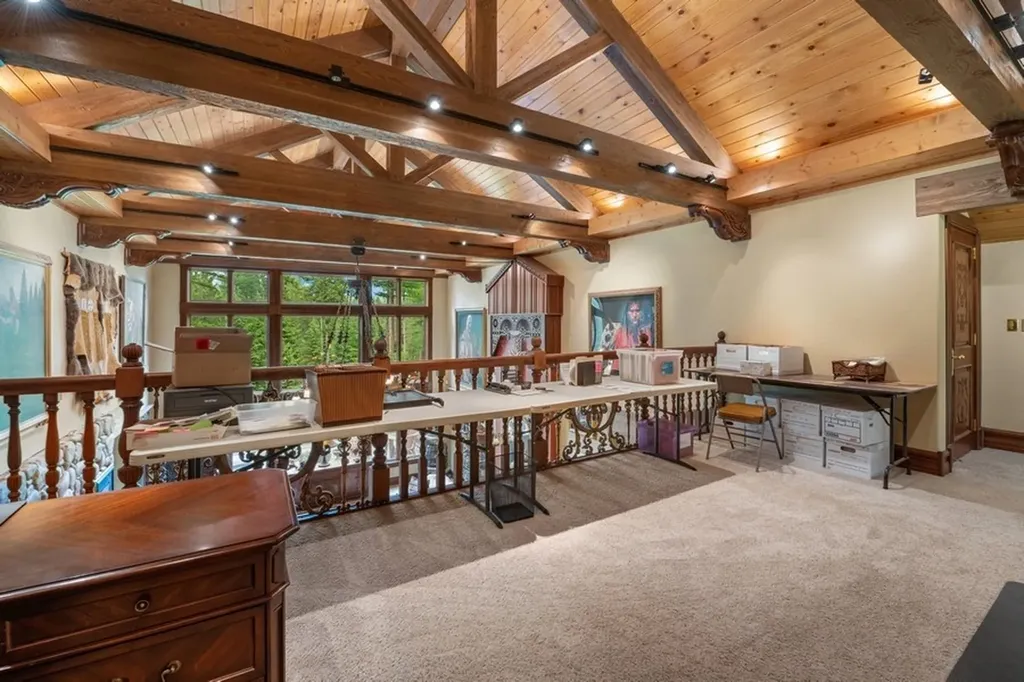 940 Mccaffery Road Bigfork MT 59911