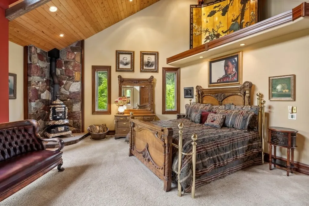 940 Mccaffery Road Bigfork MT 59911