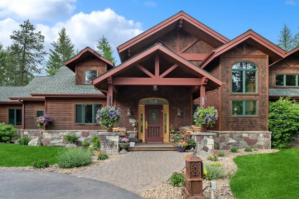 940 Mccaffery Road Bigfork MT 59911