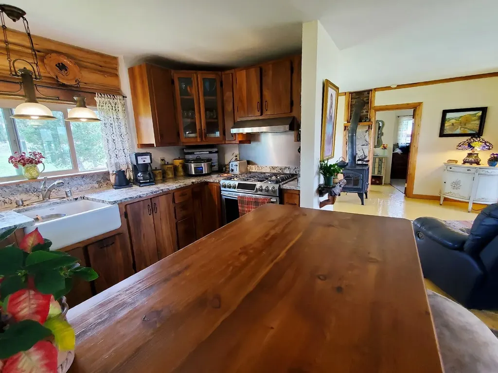 1559 Dalton Mountain Road Lincoln MT 59639