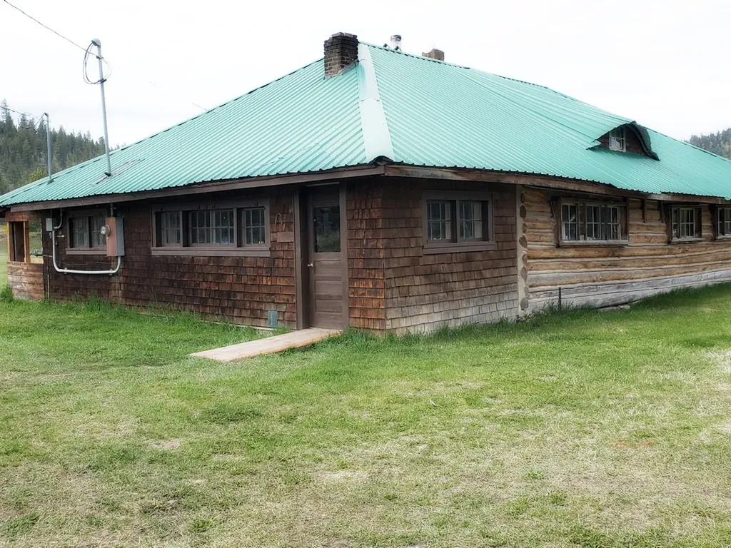 1559 Dalton Mountain Road Lincoln MT 59639