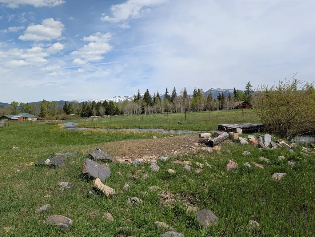 1559 Dalton Mountain Road Lincoln MT 59639
