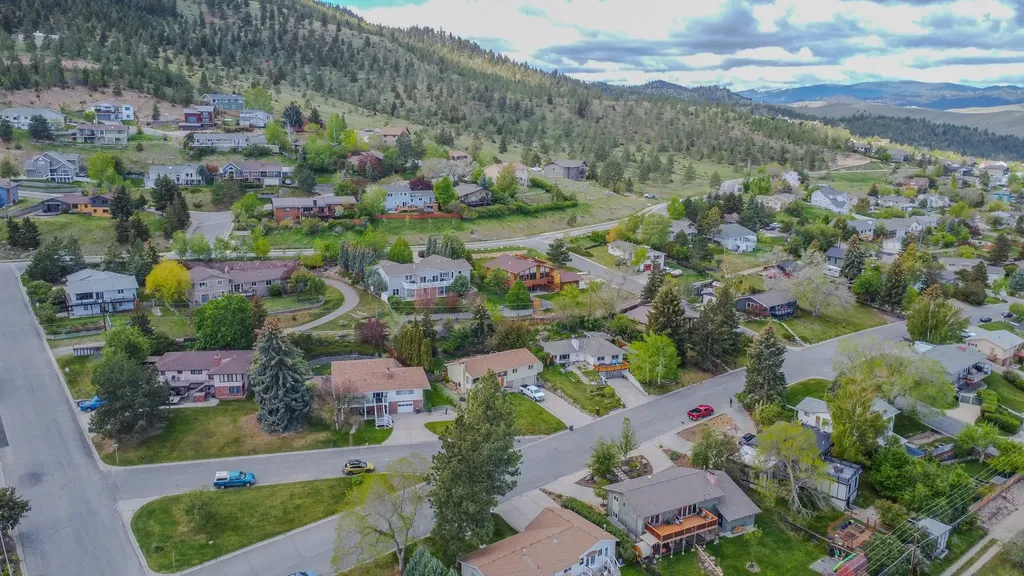 1423 Flowerree Street Helena MT 59601