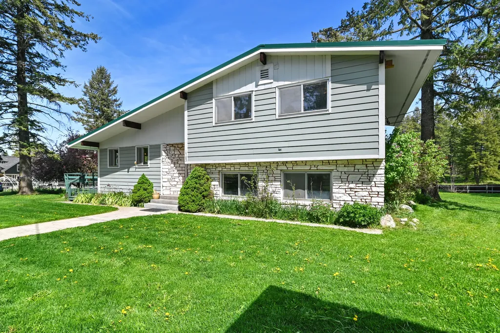 1785 Hodgson Road Whitefish MT 59937