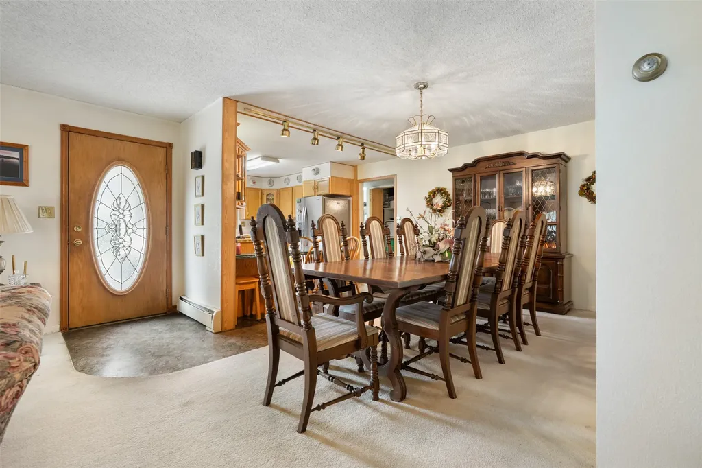 2818 Elizabeth Warren Avenue Butte MT 59701