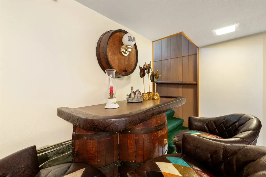 2818 Elizabeth Warren Avenue Butte MT 59701
