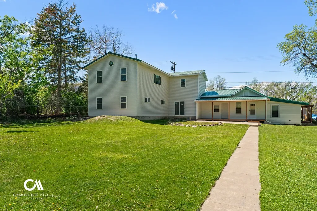 812 N Ewing Street Helena MT 59601