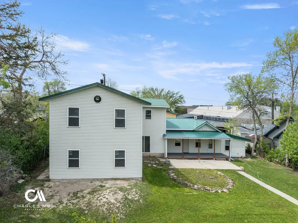 812 N Ewing Street Helena MT 59601
