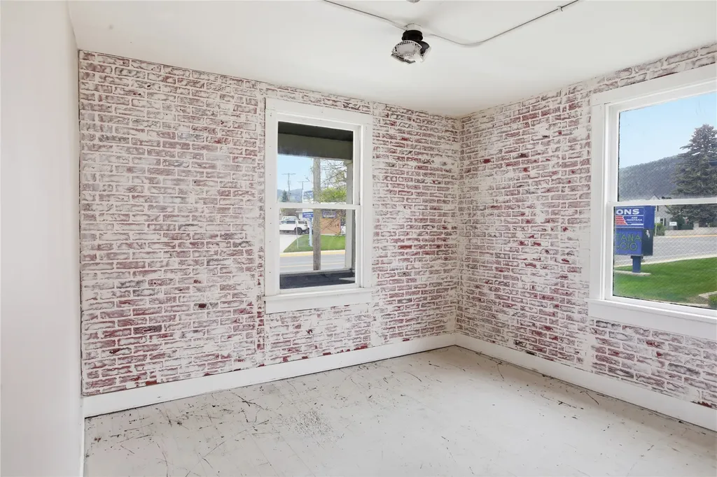 216 E Lyndale Avenue Helena MT 59601