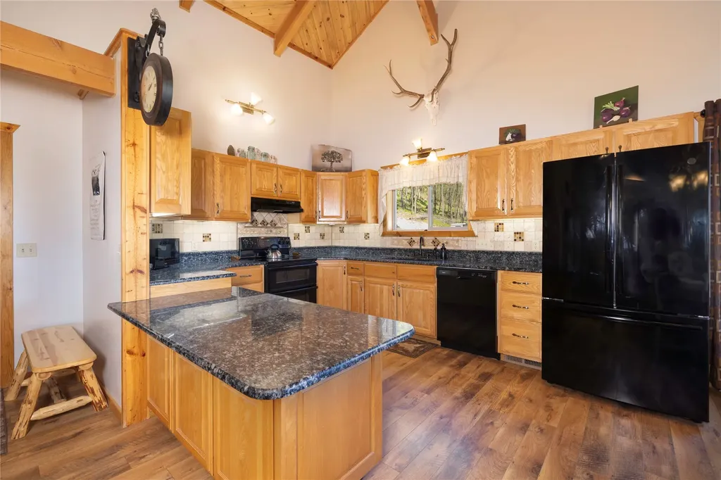 247 Deer Path Lane Rexford MT 59930