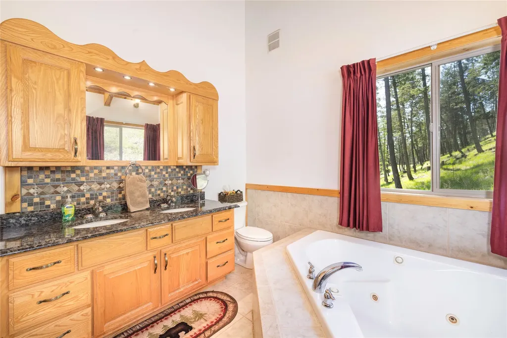 247 Deer Path Lane Rexford MT 59930