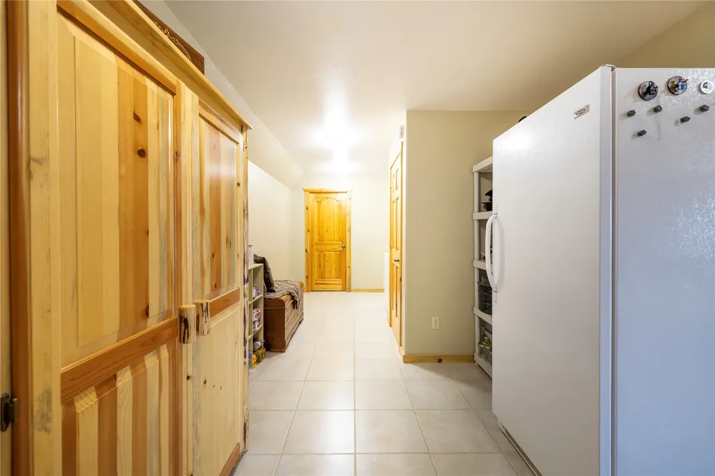 247 Deer Path Lane Rexford MT 59930